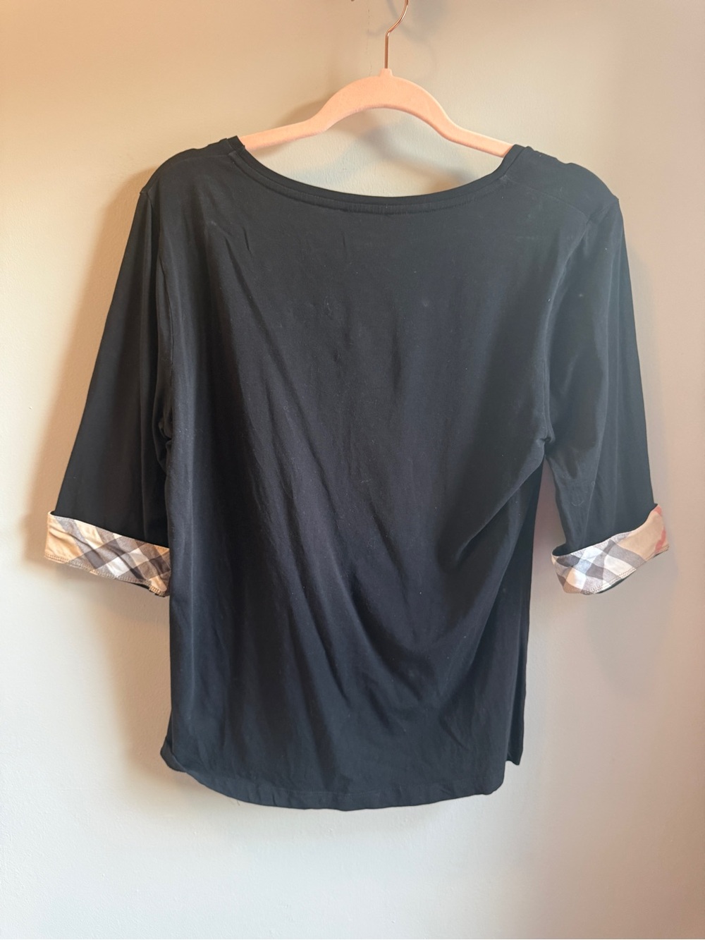 Burberry Brit Black Top with Signature Plaid Roll Cuff - XL - Picture 7 of 10